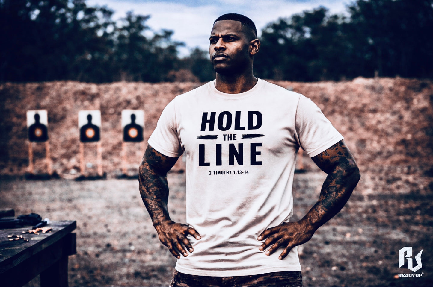 HOLD THE LINE (Dark Version) T-SHIRT - new